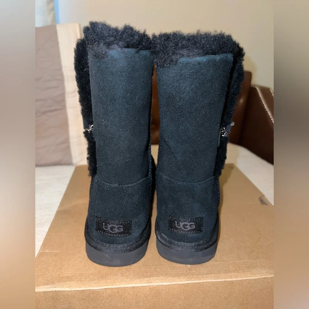 Black UGG Estera Boots - Picture 7 of 10